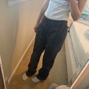 Never worn lululemon wide leg joggers